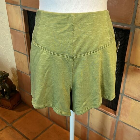Anthropologie Daily Practice Avocado Green 2-Piece Shorts Set, size M! - Picture 3 of 11